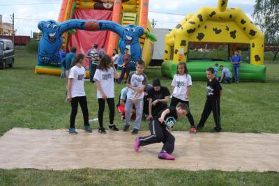 img_9889.jpg